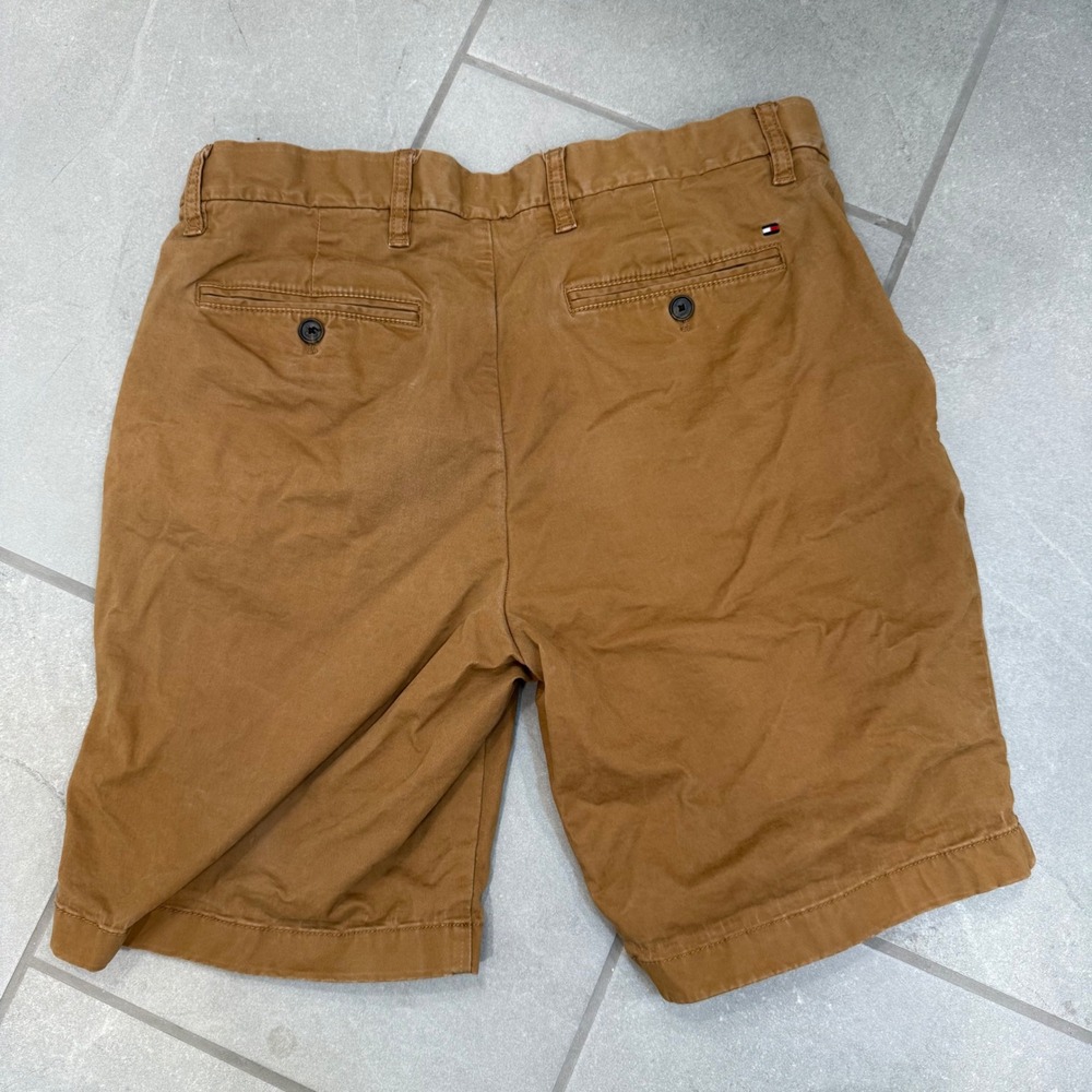 Tommy Hilfiger Mens Chino Shorts Brown Cotton Stretch Casual Preppy Size 32 - Picture 6 of 7